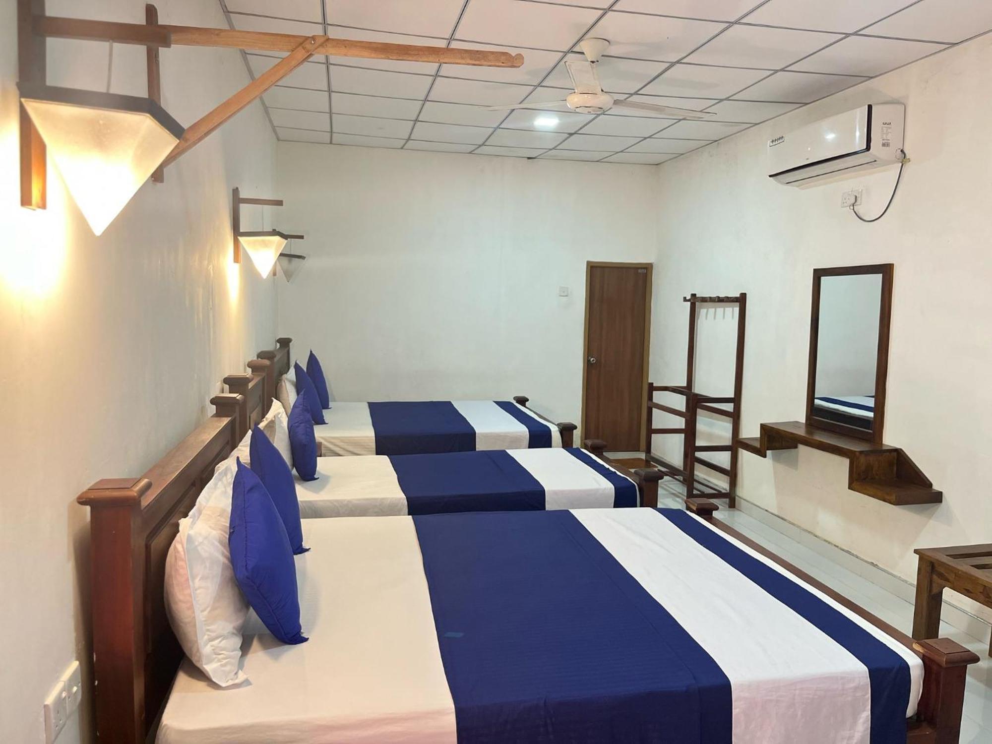 Habarana Dulwan Guest House Pokój zdjęcie